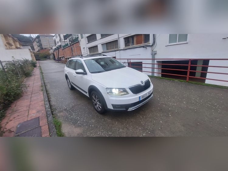 Skoda Octavia 2.0 184CV  foto 3